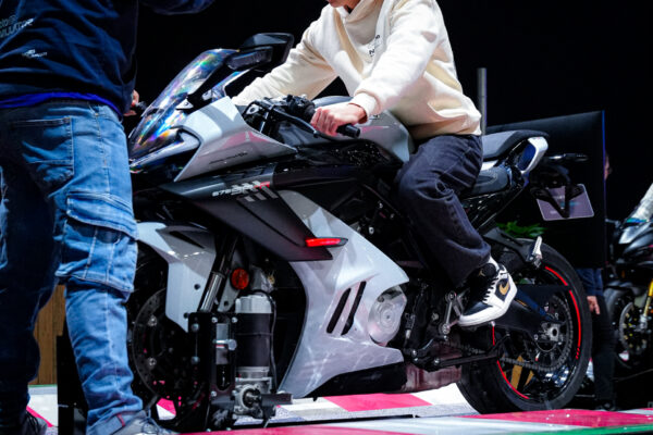 CFMOTO-BMS-KAMIL-17