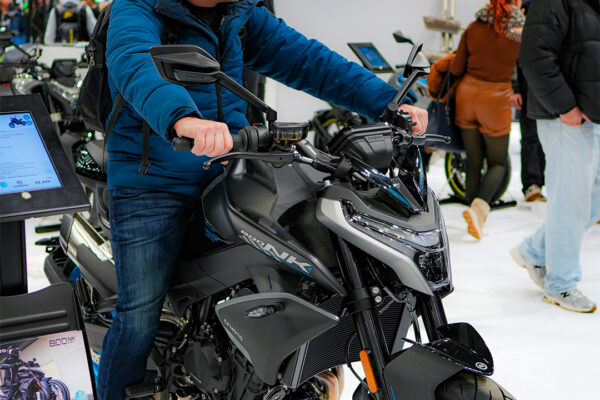 CFMOTO MOTORBEURS UTRECHT MENSEN OP MOTORS 23